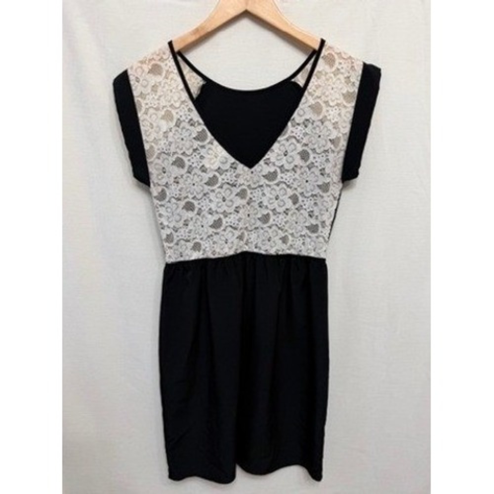 Womens Mini Dress Black Cream Floral Lace V-Neck Cap Sleeve Cocktail‎ Party M